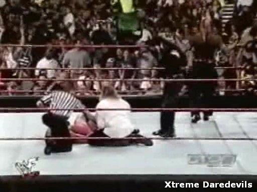 WWE-10-16-1999_159.jpg