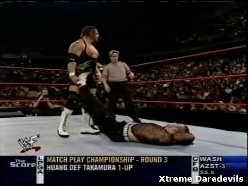 WWE-10-27-2001_205.jpg