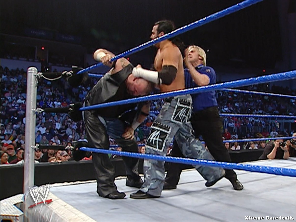 WWE-03-17-2006_164.jpg