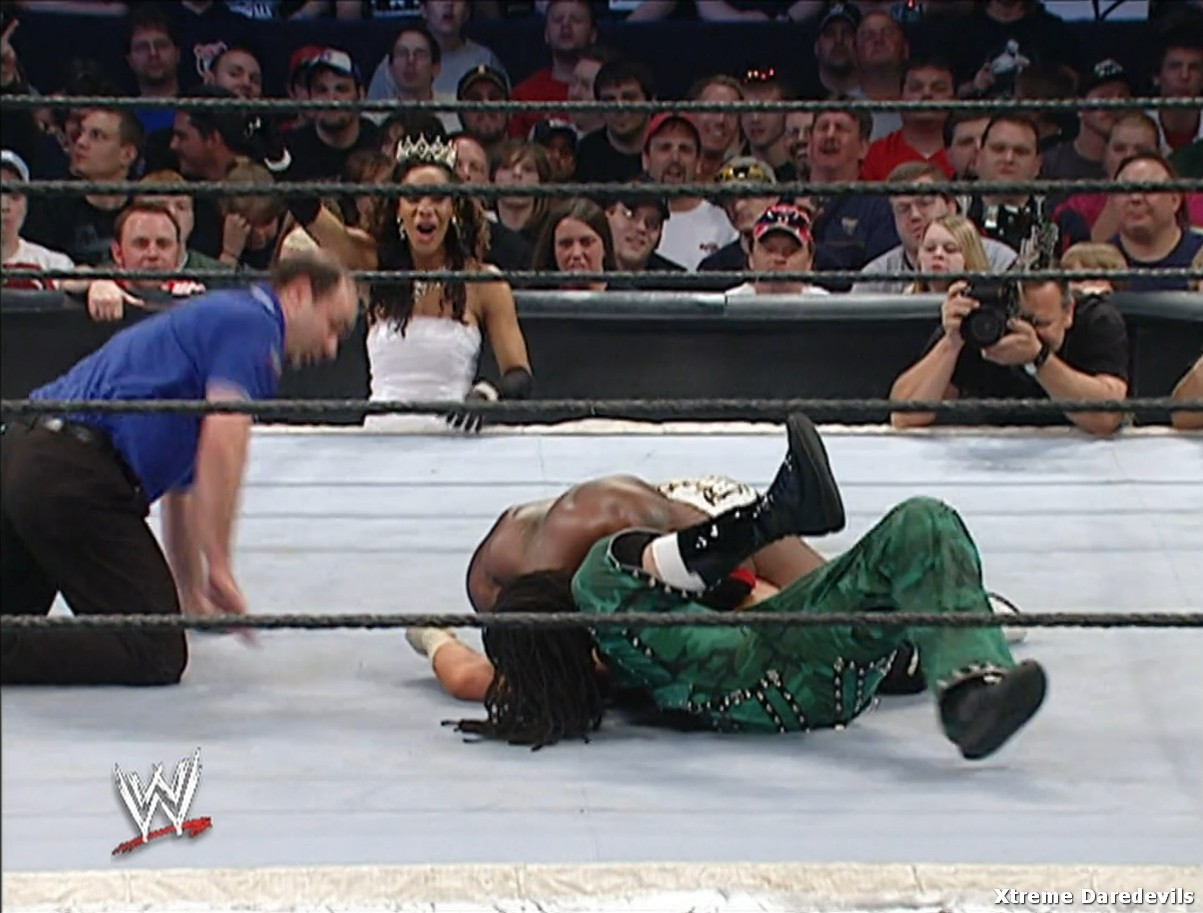 WWE-04-21-2006_267.jpg