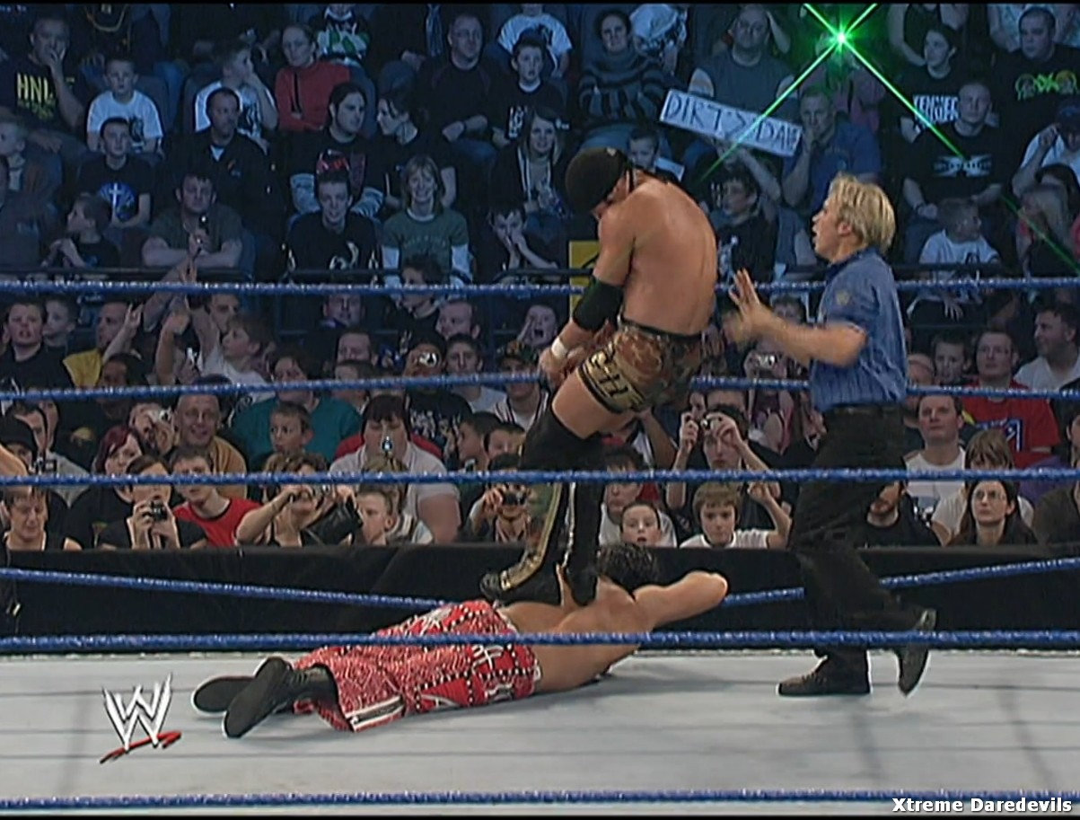 WWE-11-17-2006_139.jpg
