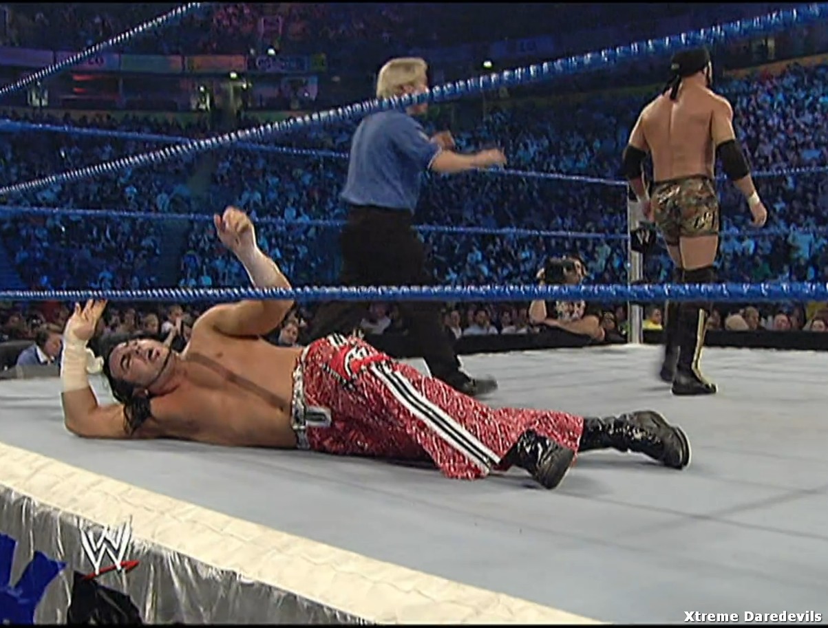 WWE-11-17-2006_140.jpg