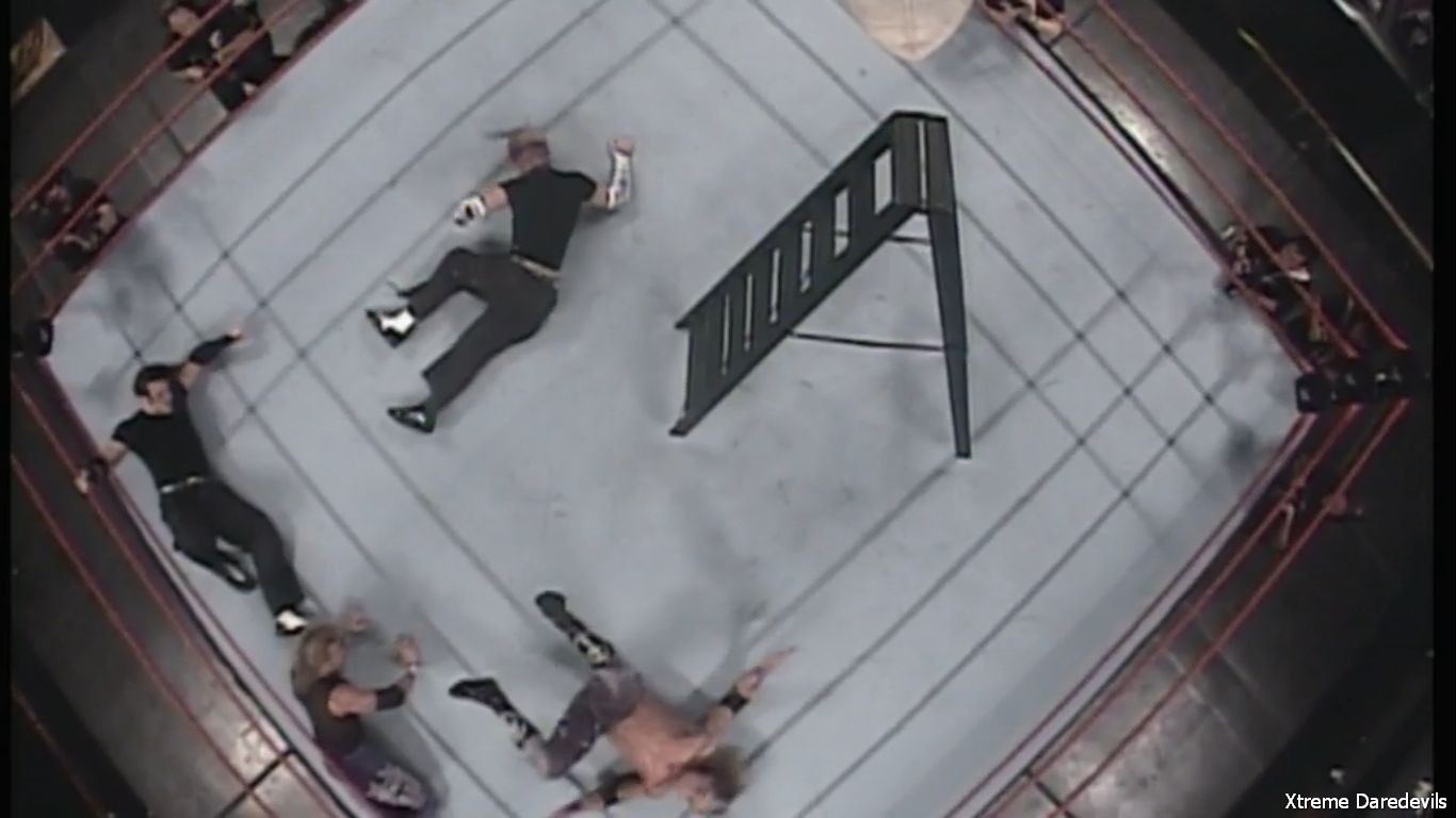 WWECountdown_Ladders_227.jpg