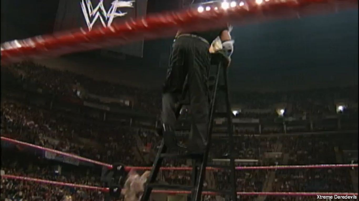 WWECountdown_Ladders_298.jpg