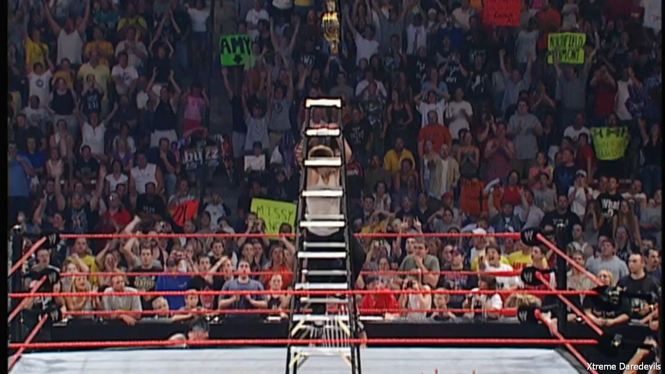 WWECountdown_Ladders_419.jpg