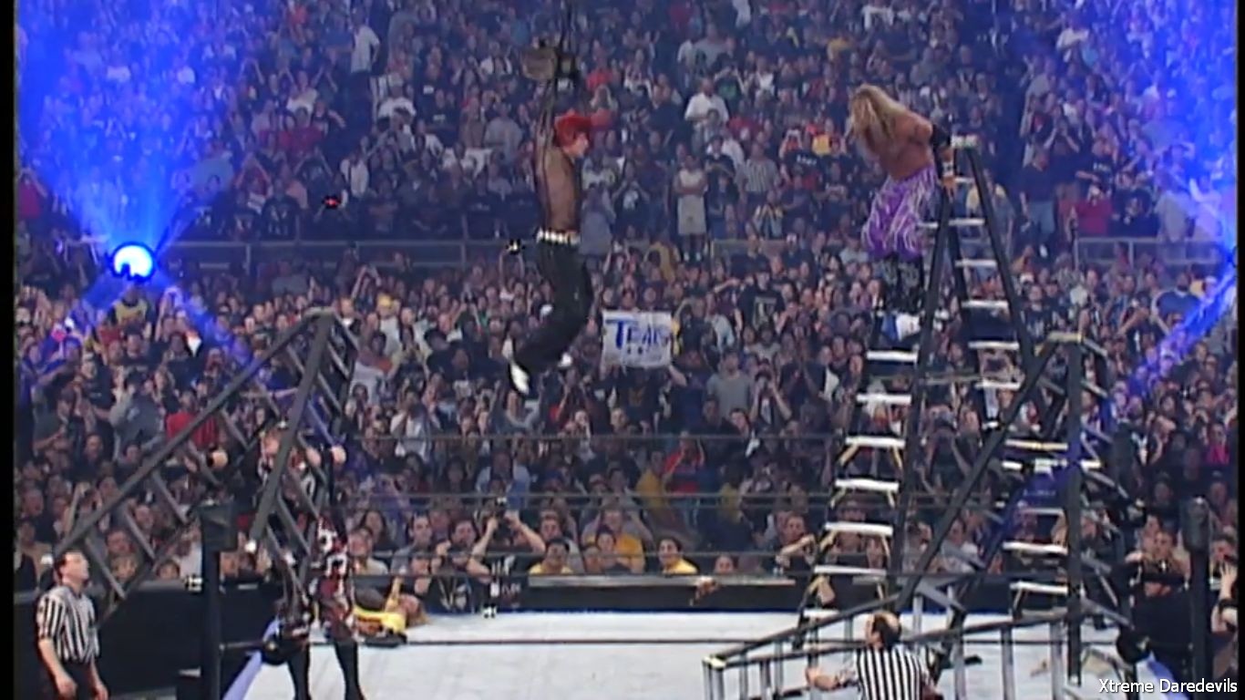 WWECountdown_Ladders_569.jpg