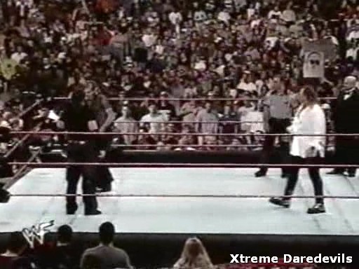 WWE-10-16-1999_151.jpg