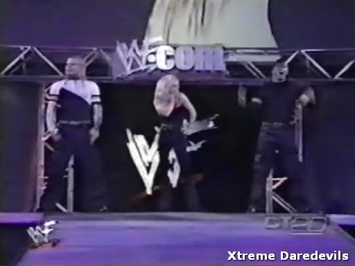 WWE-11-13-1999_123.jpg