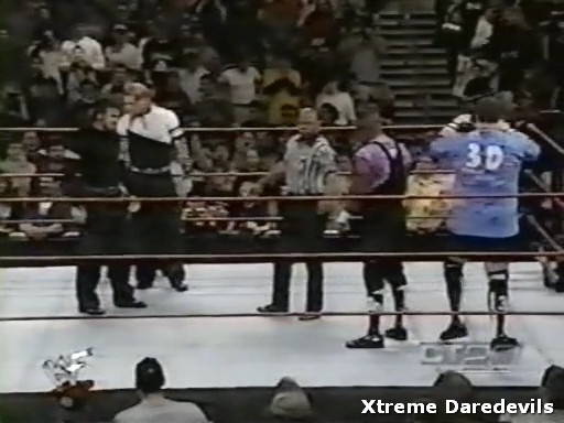 WWE-11-13-1999_139.jpg