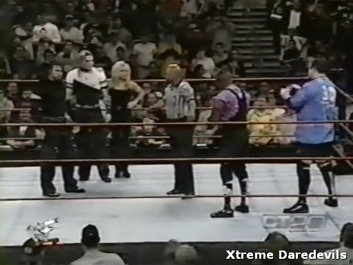 WWE-11-13-1999_141.jpg