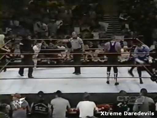 WWE-11-13-1999_147.jpg
