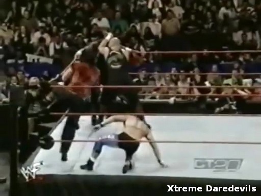 WWE-11-20-1999_144.jpg