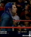 WWE-11-03-2001_126.jpg