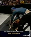 WWE-11-03-2001_137.jpg