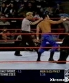 WWE-11-10-2001_186.jpg