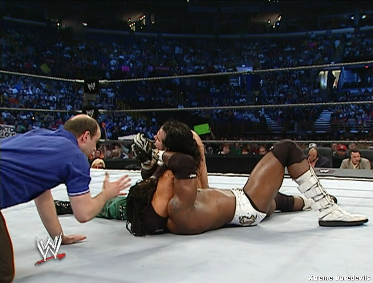 WWE-04-21-2006_170.jpg