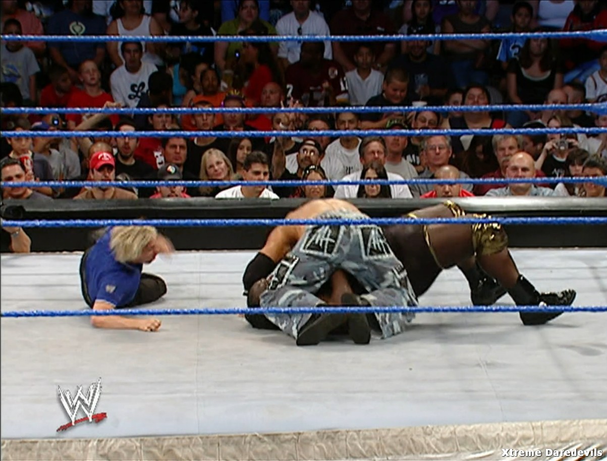 WWE-05-19-2006_143.jpg