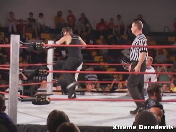 UWF-TNA_2006_04_15_Campus_Invasion_Night_2_DVDRip_x264-RUDOS_mp40638.jpg