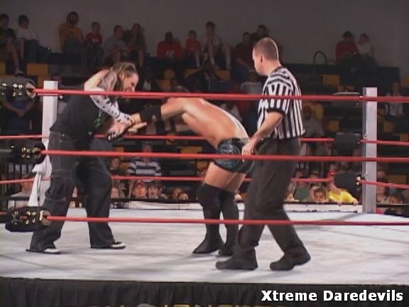 UWF-TNA_2006_04_15_Campus_Invasion_Night_2_DVDRip_x264-RUDOS_mp40693.jpg