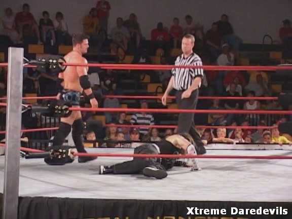 UWF-TNA_2006_04_15_Campus_Invasion_Night_2_DVDRip_x264-RUDOS_mp40792.jpg