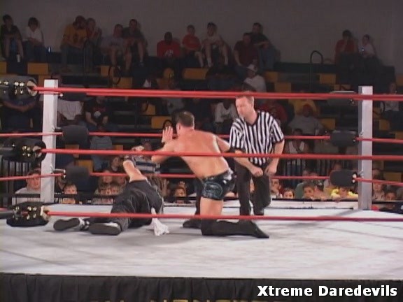 UWF-TNA_2006_04_15_Campus_Invasion_Night_2_DVDRip_x264-RUDOS_mp40813.jpg