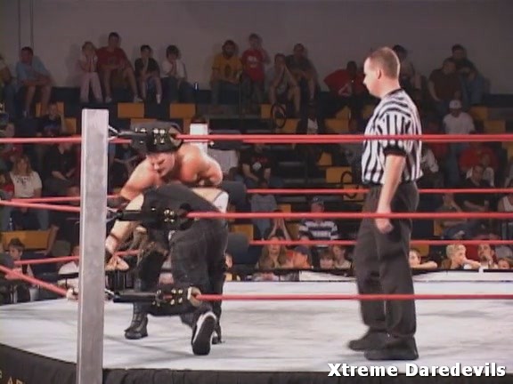 UWF-TNA_2006_04_15_Campus_Invasion_Night_2_DVDRip_x264-RUDOS_mp40836.jpg